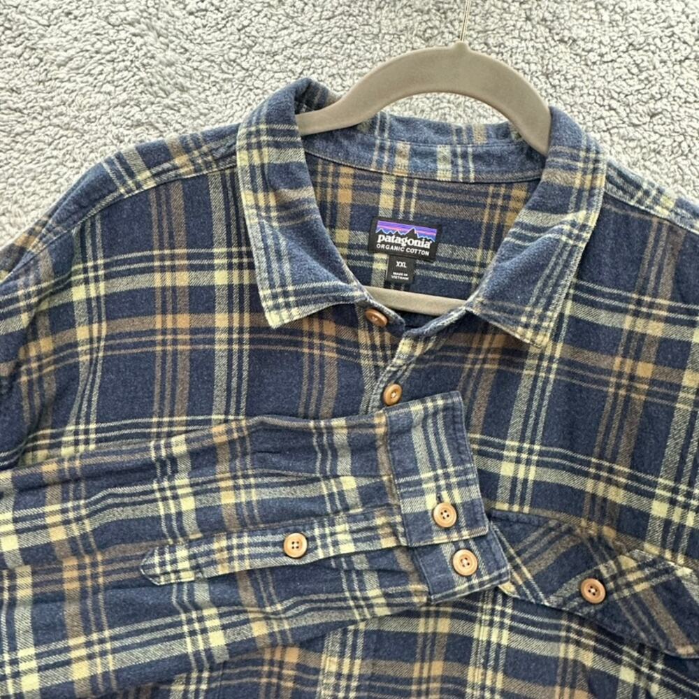 Patagonia Men's XL Blue Plaid Button Up Long Sleeve Shirt 100% Cotton Outdoor